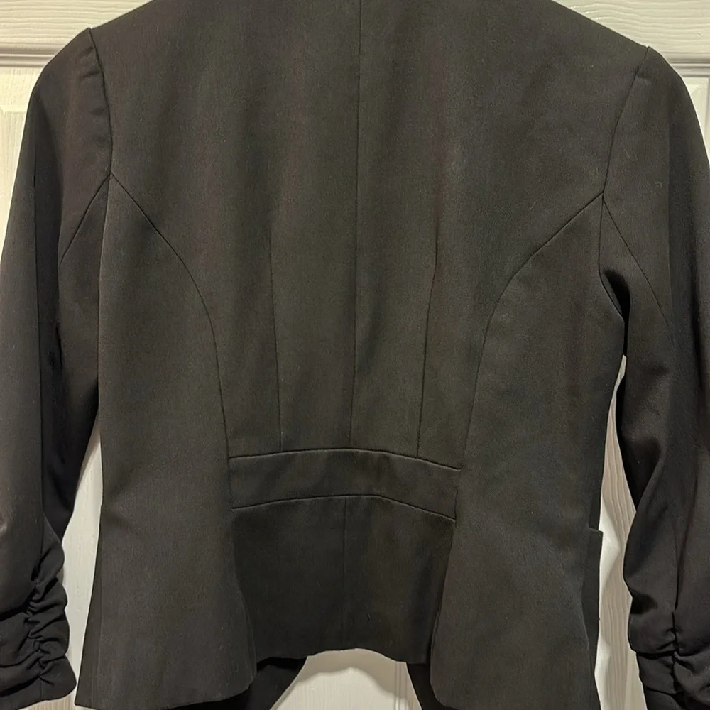 Express Size 0 Express Cropped Blazer - Picture 3 of 9